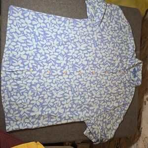 Blue Ginger Light Blue Floral Print Short Sleeve Button-up T-shirt Men's XL E1